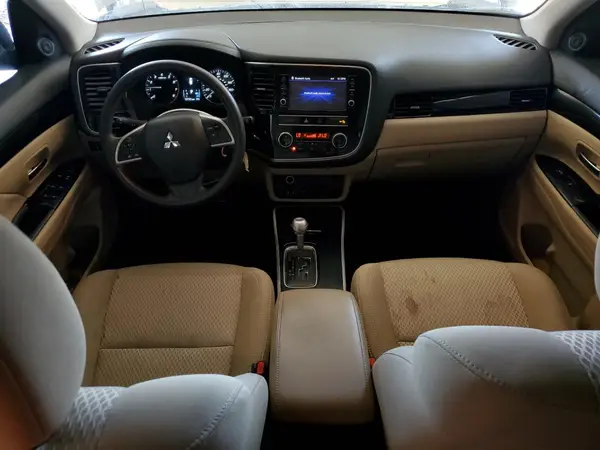 JA4AD2A32KZ022703 2019 MITSUBISHI OUTLANDER - Image 8