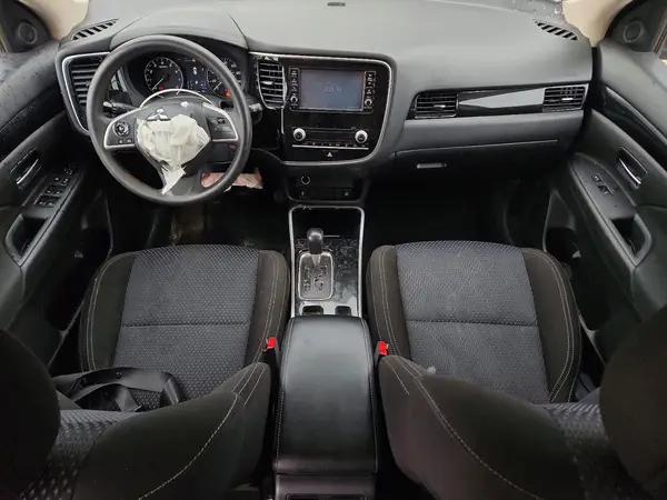 JA4AD2A32LZ004624 2020 MITSUBISHI OUTLANDER - Image 8