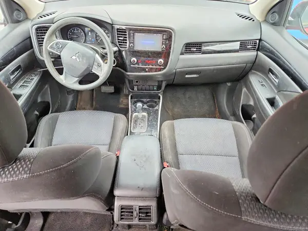 JA4AD2A32LZ015655 2020 MITSUBISHI OUTLANDER - Image 8
