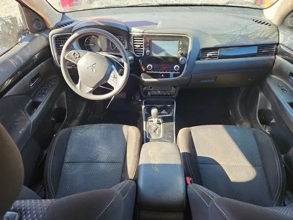 JA4AD2A32LZ034108 2020 MITSUBISHI OUTLANDER - Image 8