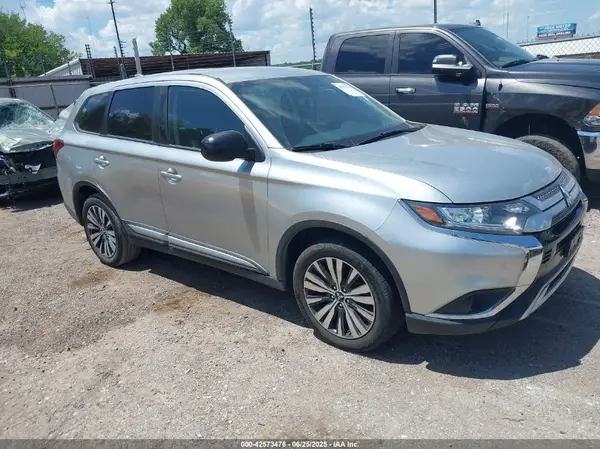 JA4AD2A32LZ042273 2020 MITSUBISHI OUTLANDER - Image 1