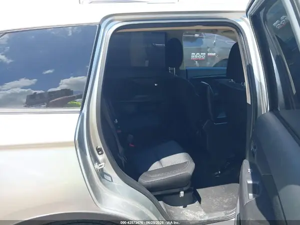 JA4AD2A32LZ042273 2020 MITSUBISHI OUTLANDER - Image 8