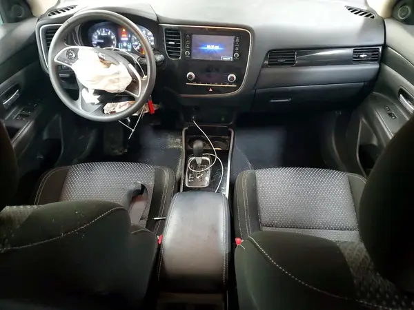 JA4AD2A32LZ046582 2020 MITSUBISHI OUTLANDER - Image 8