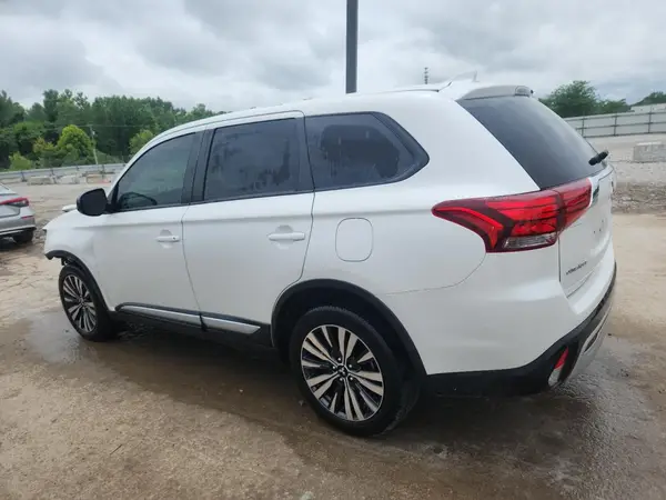 JA4AD2A32LZ046985 2020 MITSUBISHI OUTLANDER - Image 2