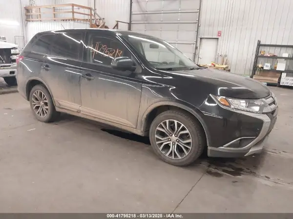 JA4AD2A33GZ000359 2016 MITSUBISHI OUTLANDER - Image 1