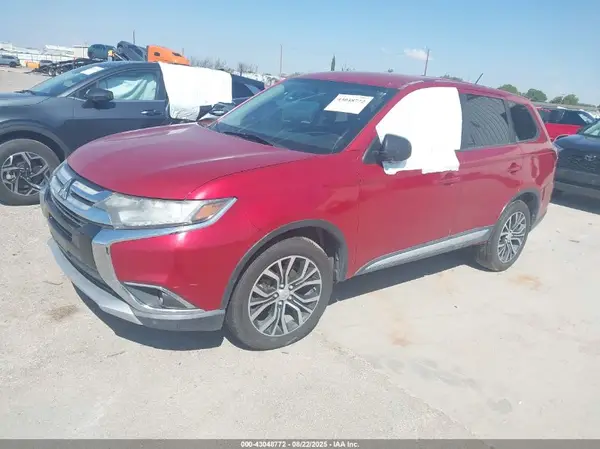 JA4AD2A33GZ016884 2016 MITSUBISHI OUTLANDER - Image 2