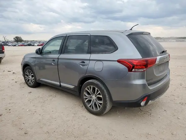 JA4AD2A33GZ046273 2016 MITSUBISHI OUTLANDER - Image 2