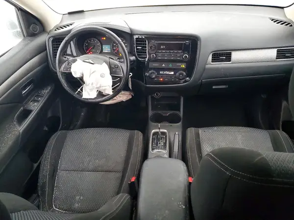 JA4AD2A33GZ060366 2016 MITSUBISHI OUTLANDER - Image 8