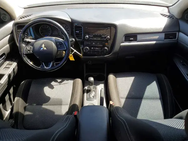 JA4AD2A33GZ061761 2016 MITSUBISHI OUTLANDER - Image 8