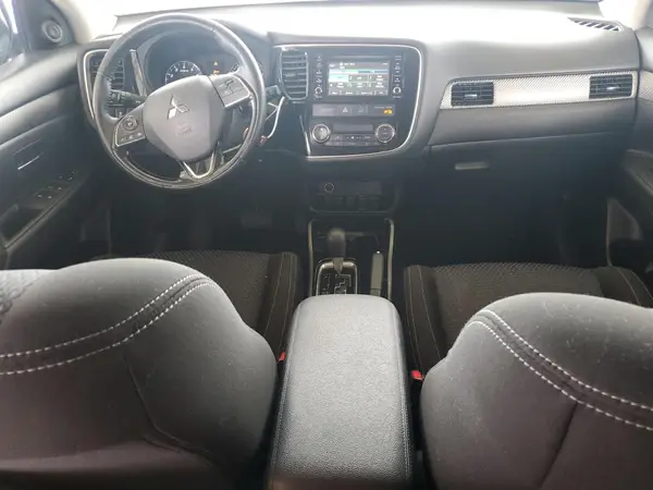 JA4AD2A33HZ009788 2017 MITSUBISHI OUTLANDER - Image 8