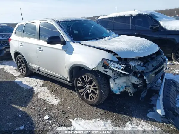 JA4AD2A33HZ010519 2017 MITSUBISHI OUTLANDER - Image 1