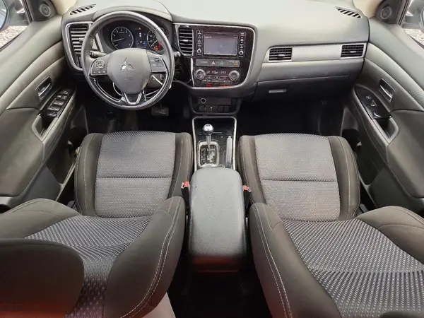 JA4AD2A33HZ015560 2017 MITSUBISHI OUTLANDER - Image 8