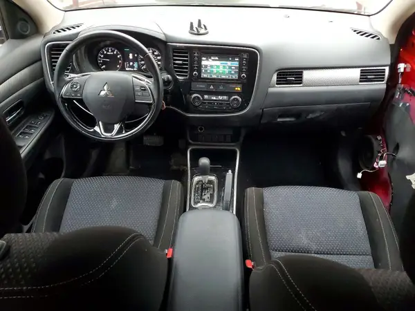 JA4AD2A33HZ037963 2017 MITSUBISHI OUTLANDER - Image 8