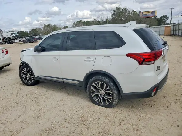 JA4AD2A33HZ057498 2017 MITSUBISHI OUTLANDER - Image 2