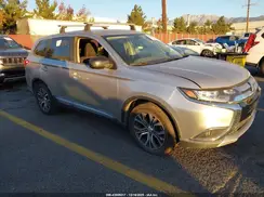 JA4AD2A33JZ004757 2018 MITSUBISHI OUTLANDER