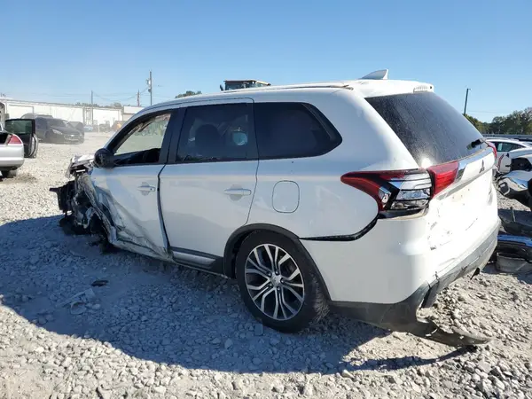 JA4AD2A33JZ034406 2018 MITSUBISHI OUTLANDER - Image 2