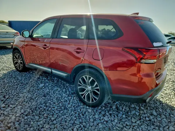 JA4AD2A33JZ060827 2018 MITSUBISHI OUTLANDER - Image 2