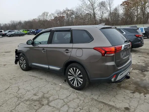 JA4AD2A33KZ015713 2019 MITSUBISHI OUTLANDER - Image 2