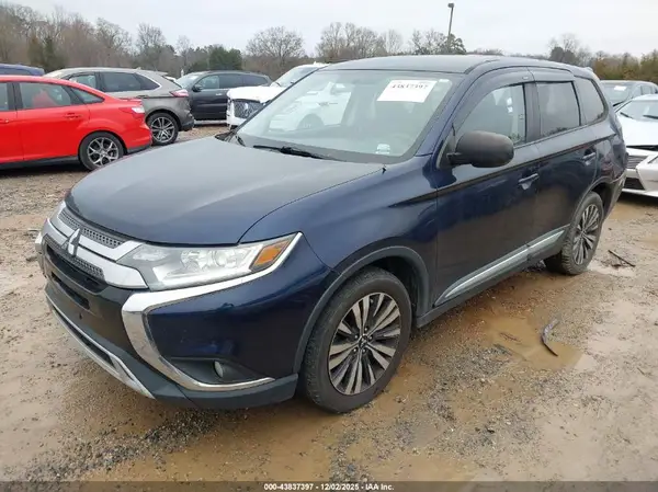 JA4AD2A33KZ022046 2019 MITSUBISHI OUTLANDER - Image 2