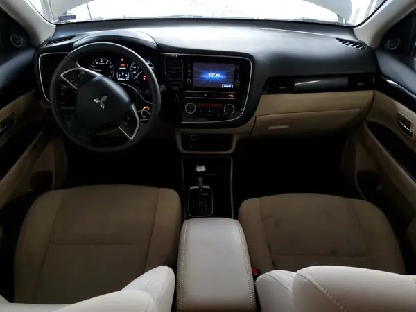 JA4AD2A33KZ022225 2019 MITSUBISHI OUTLANDER - Image 8