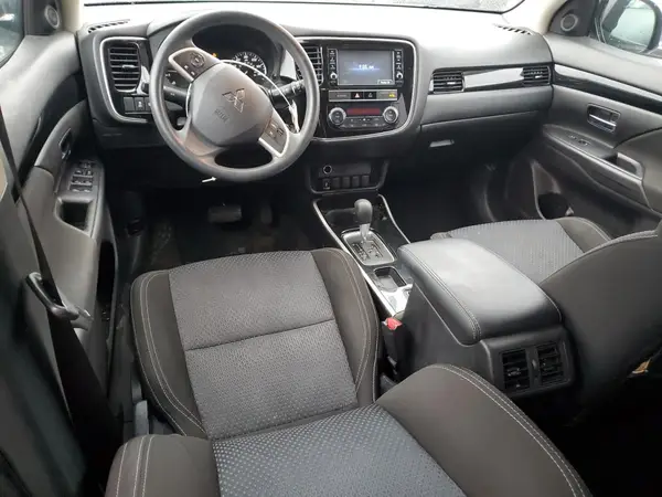 JA4AD2A33KZ030597 2019 MITSUBISHI OUTLANDER - Image 8