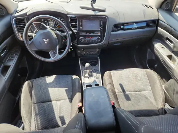 JA4AD2A33KZ037534 2019 MITSUBISHI OUTLANDER - Image 8