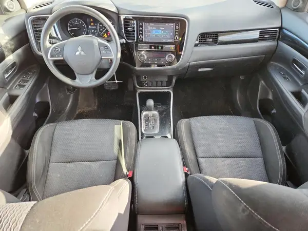 JA4AD2A33KZ049120 2019 MITSUBISHI OUTLANDER - Image 8