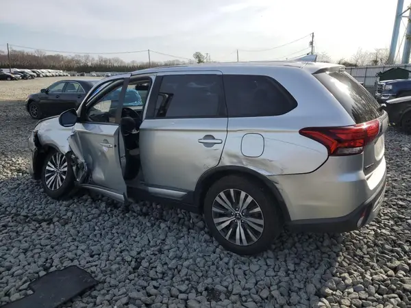 JA4AD2A33KZ053507 2019 MITSUBISHI OUTLANDER - Image 2