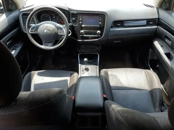 JA4AD2A33LZ006348 2020 MITSUBISHI OUTLANDER - Image 8
