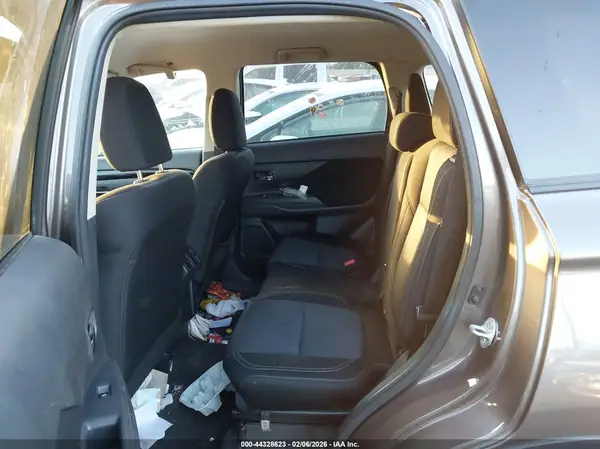 JA4AD2A33LZ018967 2020 MITSUBISHI OUTLANDER - Image 8