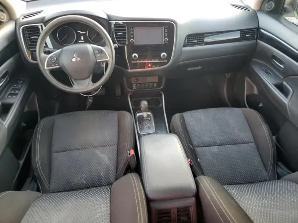 JA4AD2A33LZ033775 2020 MITSUBISHI OUTLANDER - Image 8