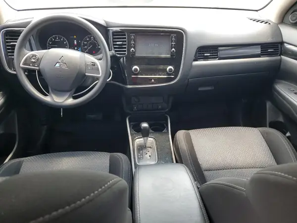 JA4AD2A33LZ034182 2020 MITSUBISHI OUTLANDER - Image 8