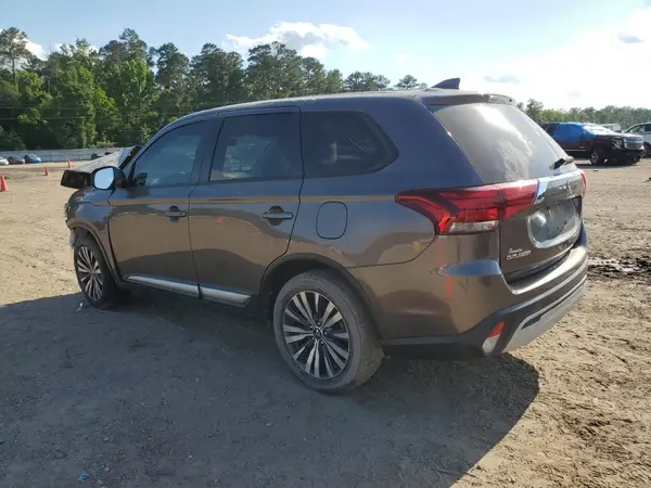 JA4AD2A33LZ038703 2020 MITSUBISHI OUTLANDER - Image 2