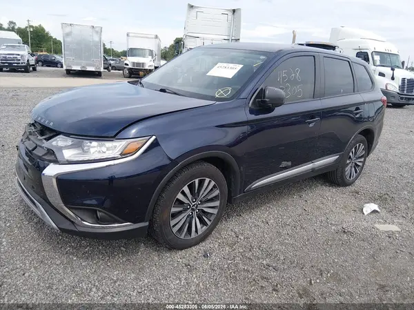 JA4AD2A33LZ041956 2020 MITSUBISHI OUTLANDER - Image 2