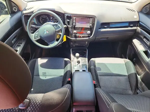 JA4AD2A33LZ045232 2020 MITSUBISHI OUTLANDER - Image 8