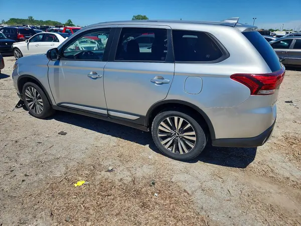 JA4AD2A33LZ047269 2020 MITSUBISHI OUTLANDER - Image 2
