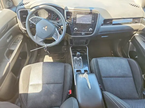 JA4AD2A33LZ047269 2020 MITSUBISHI OUTLANDER - Image 8