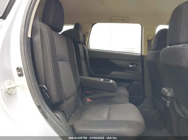 JA4AD2A34GZ003657 2016 MITSUBISHI OUTLANDER - Image 8