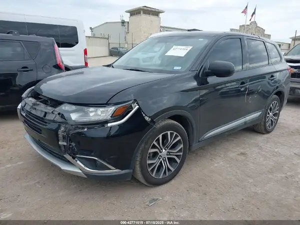 JA4AD2A34GZ012777 2016 MITSUBISHI OUTLANDER - Image 2