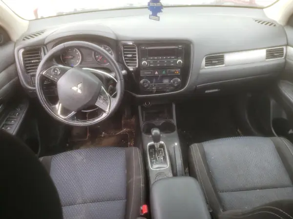 JA4AD2A34GZ020572 2016 MITSUBISHI OUTLANDER - Image 8