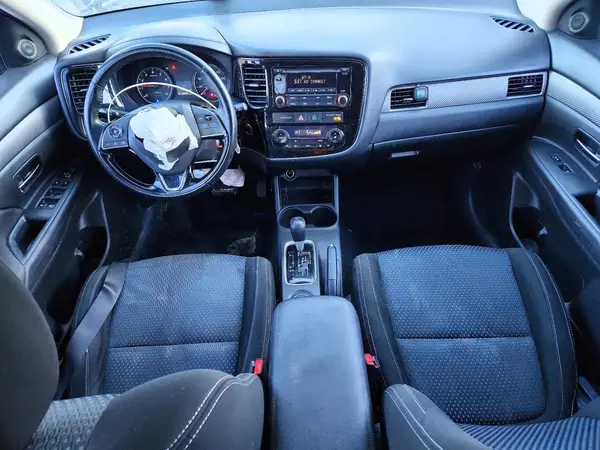 JA4AD2A34GZ034214 2016 MITSUBISHI OUTLANDER - Image 8