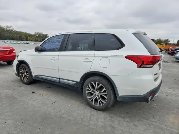 JA4AD2A34HZ050141 2017 MITSUBISHI OUTLANDER - Image 2