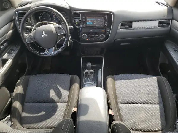 JA4AD2A34HZ055680 2017 MITSUBISHI OUTLANDER - Image 8