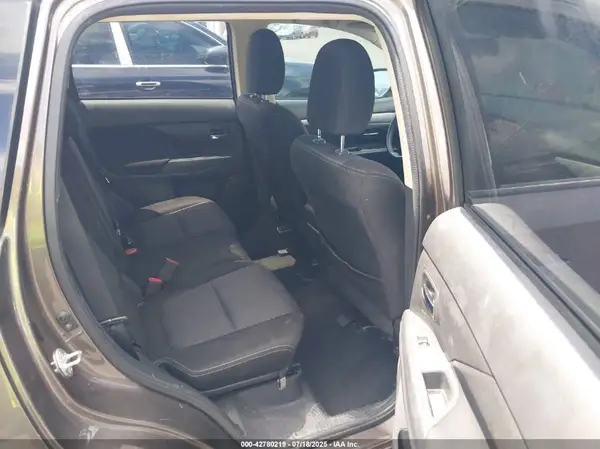 JA4AD2A34HZ070535 2017 MITSUBISHI OUTLANDER - Image 8