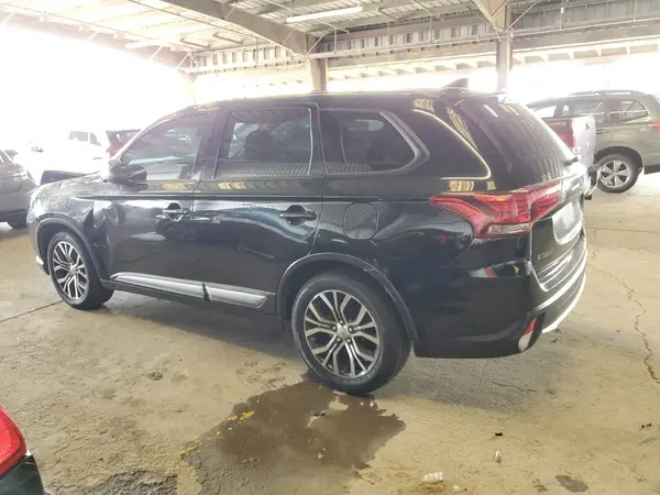 JA4AD2A34JJ003048 2018 MITSUBISHI OUTLANDER - Image 2