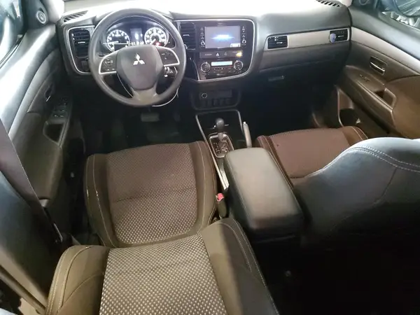 JA4AD2A34JJ003048 2018 MITSUBISHI OUTLANDER - Image 8