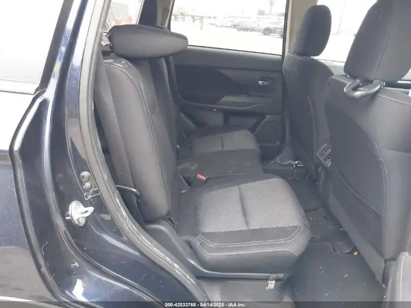 JA4AD2A34KJ000474 2019 MITSUBISHI OUTLANDER - Image 8