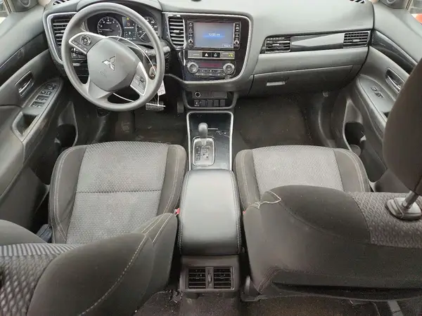 JA4AD2A34KZ003716 2019 MITSUBISHI OUTLANDER - Image 8