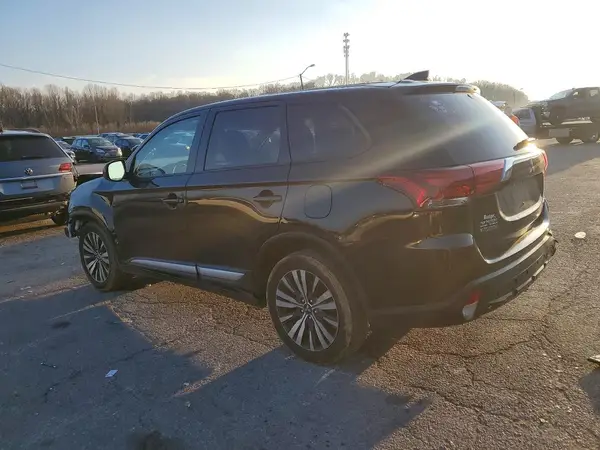 JA4AD2A34KZ004154 2019 MITSUBISHI OUTLANDER - Image 2