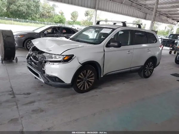 JA4AD2A34KZ004641 2019 MITSUBISHI OUTLANDER - Image 2